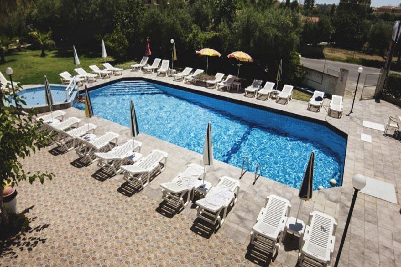 Prokopis Aparthotel Laganas